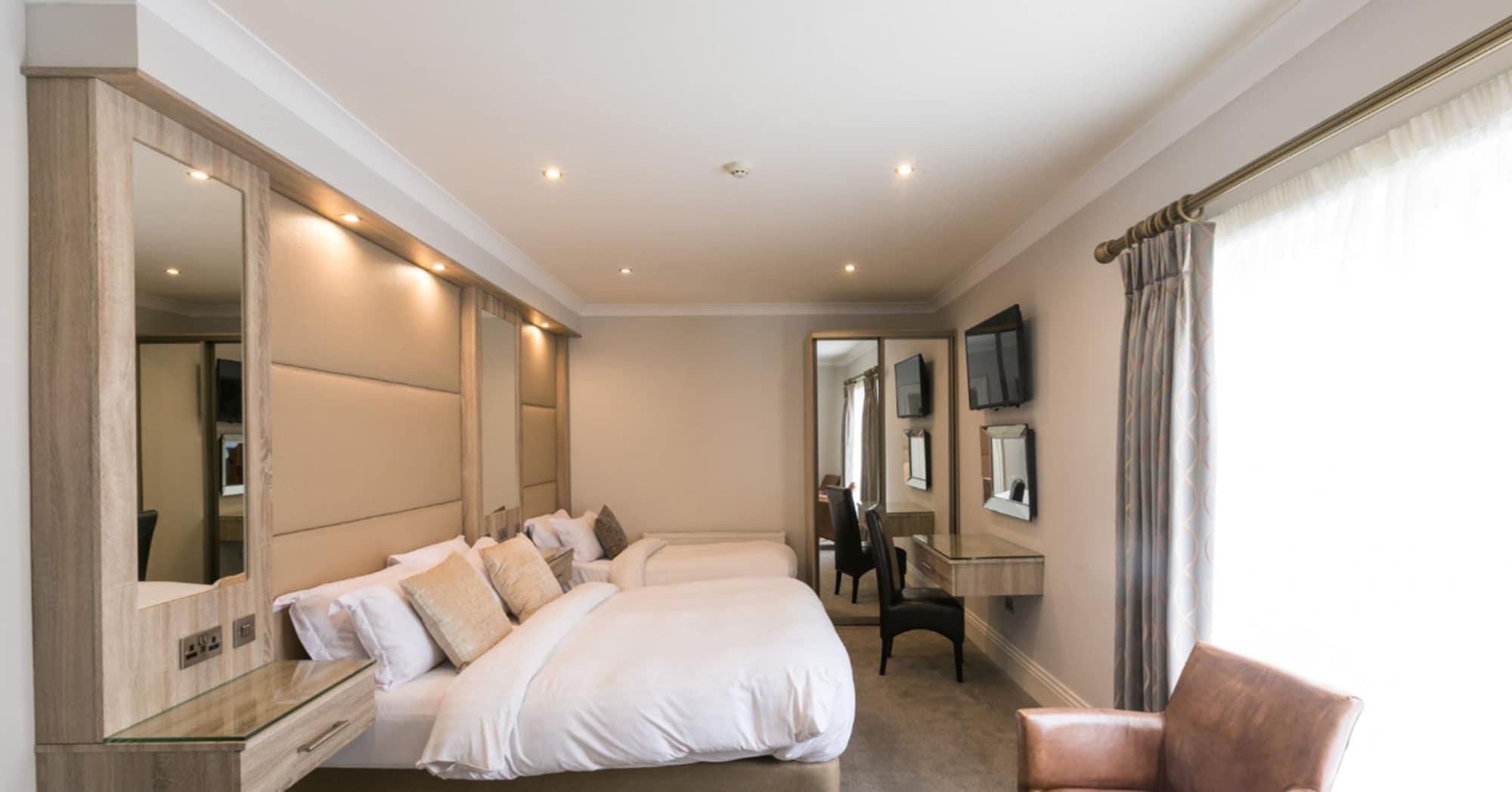 Fitzgeralds Woodlands House Hotel أدير المظهر الخارجي الصورة