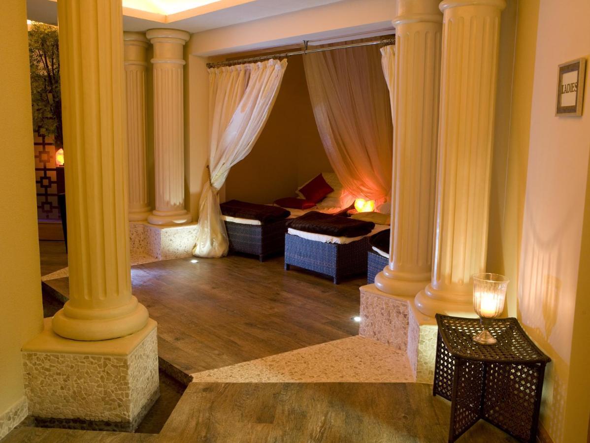 Fitzgeralds Woodlands House Hotel أدير المظهر الخارجي الصورة