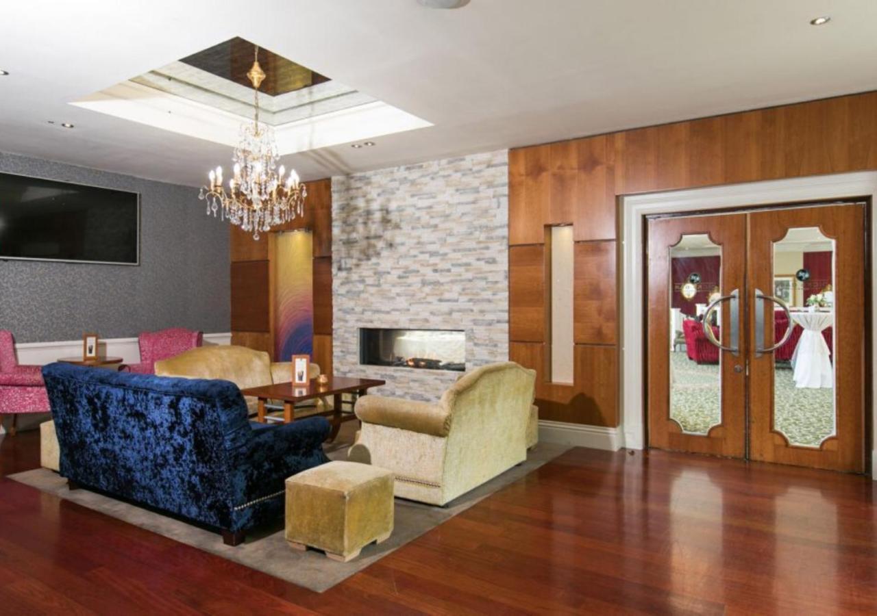 Fitzgeralds Woodlands House Hotel أدير المظهر الخارجي الصورة